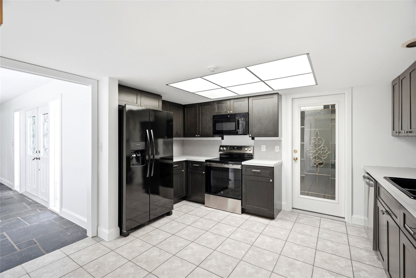 TANGLEWOOD ISLE - Residential