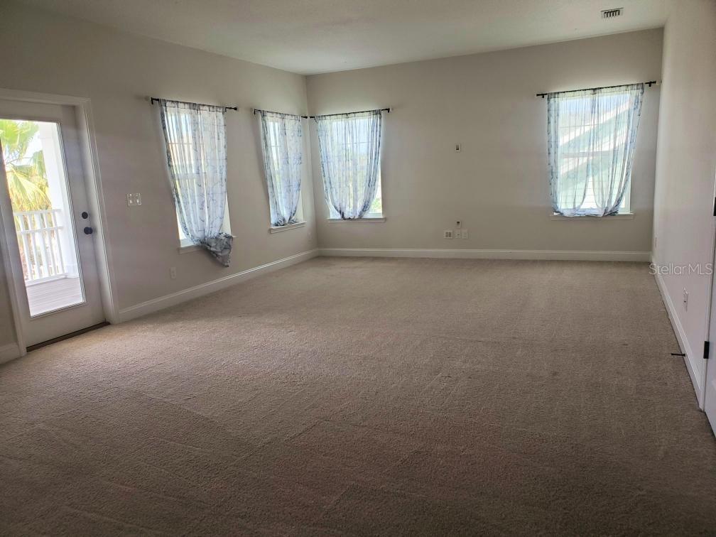 BEACH HAVEN UN 1 - Residential Lease