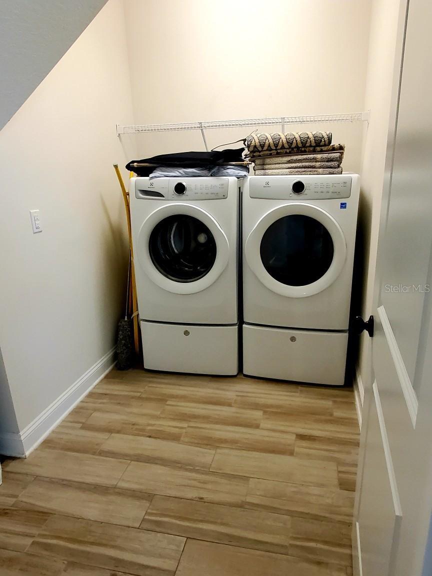 BEACH HAVEN UN 1 - Residential Lease
