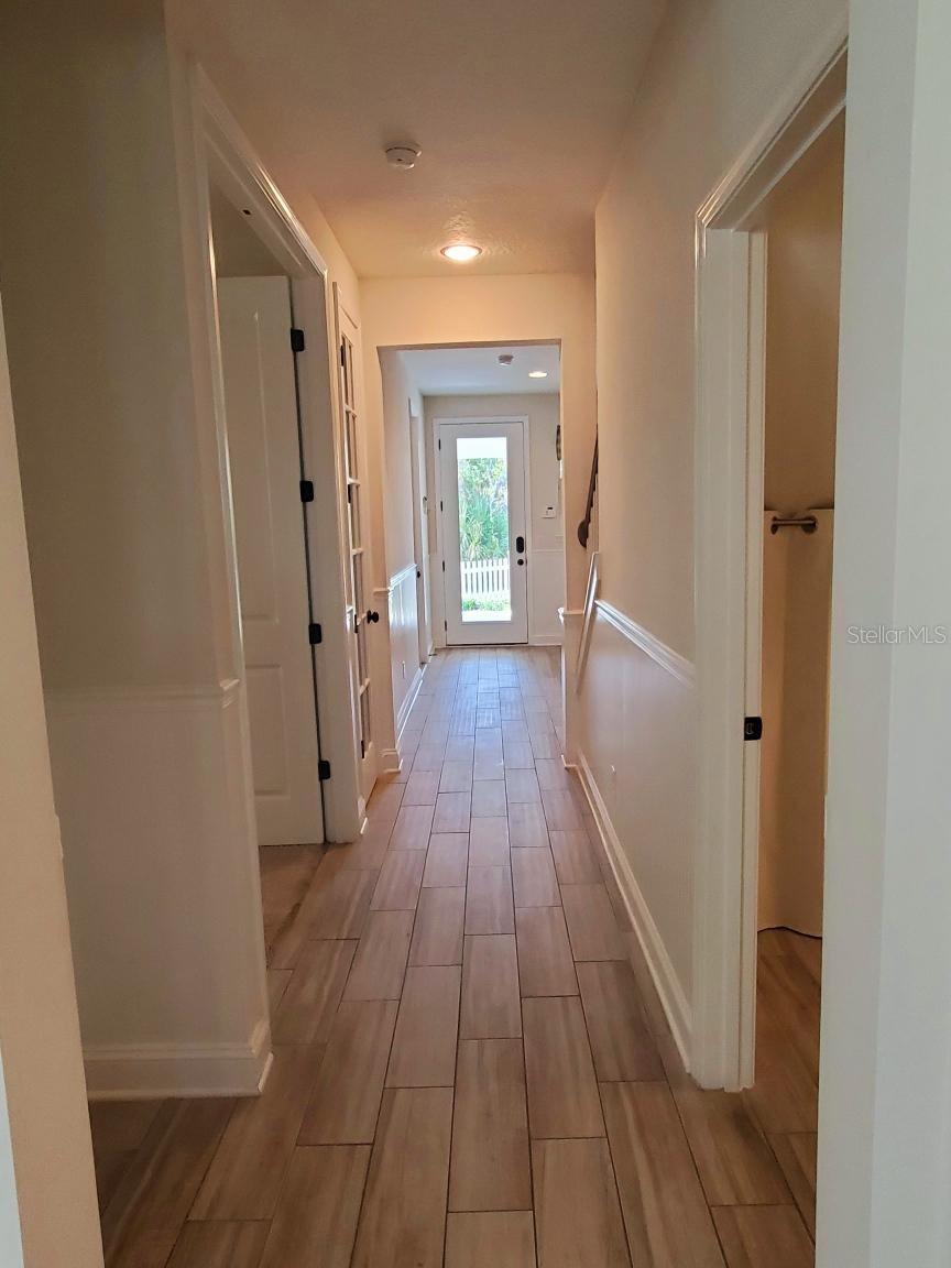 BEACH HAVEN UN 1 - Residential Lease