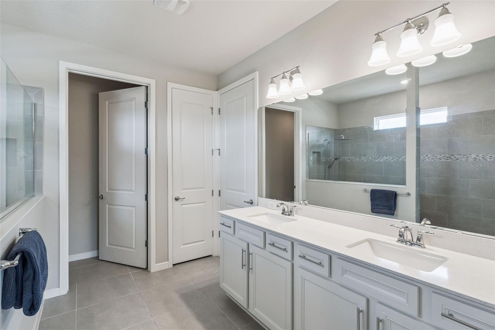 SPLIT OAK RESERVE - Residential