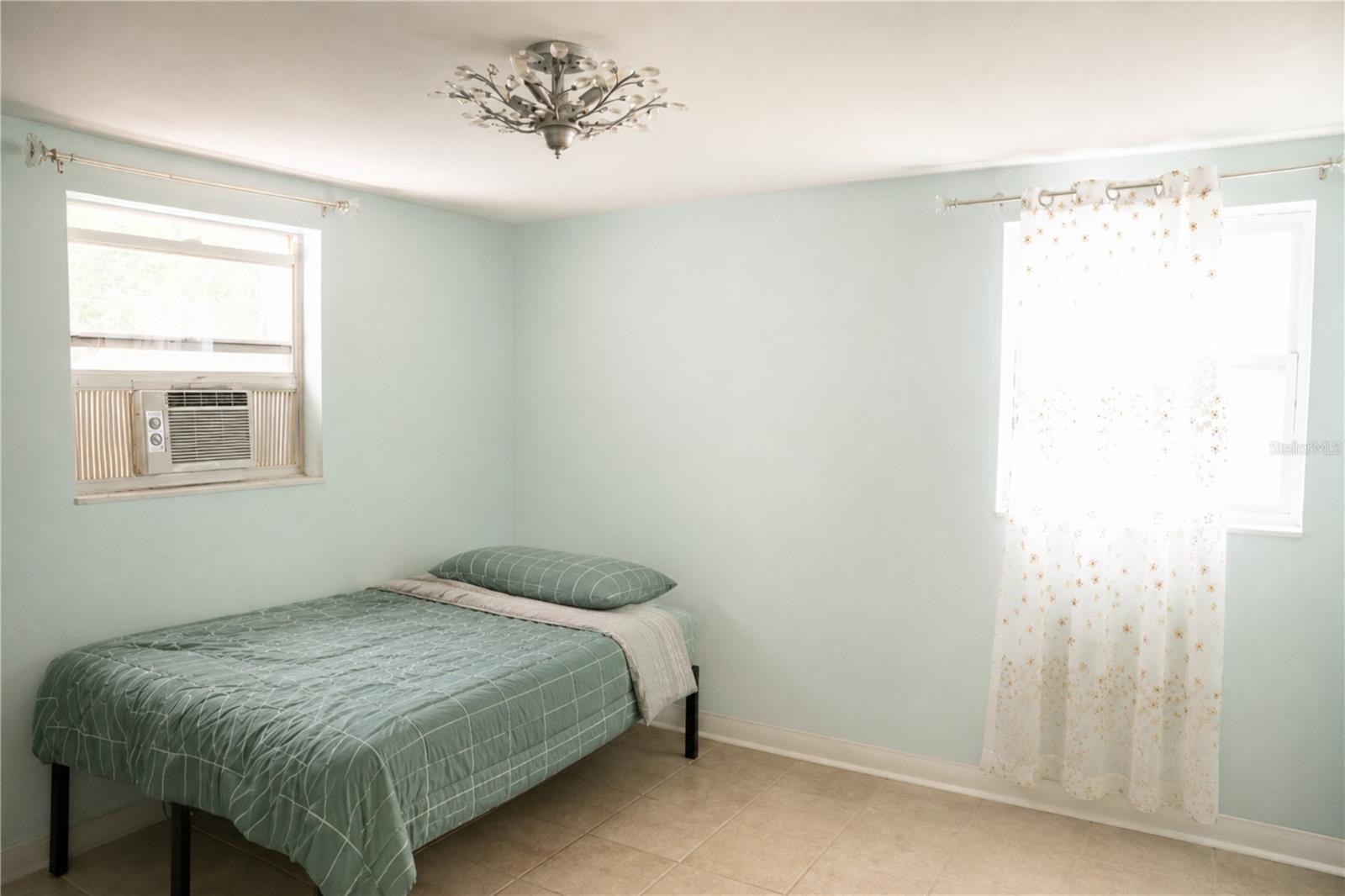 COLONIAL VILLAGE 3RD ADD - Residential