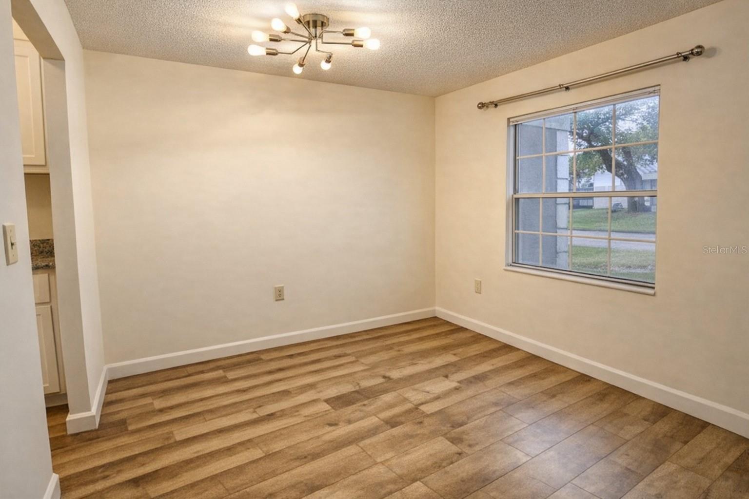 BELLEAIR FOREST - Residential