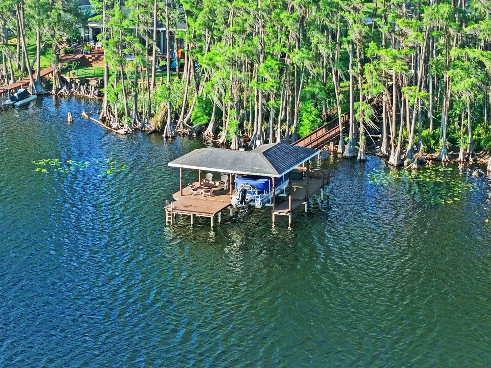 PRESERVE AT LAKE THOMAS - Residential