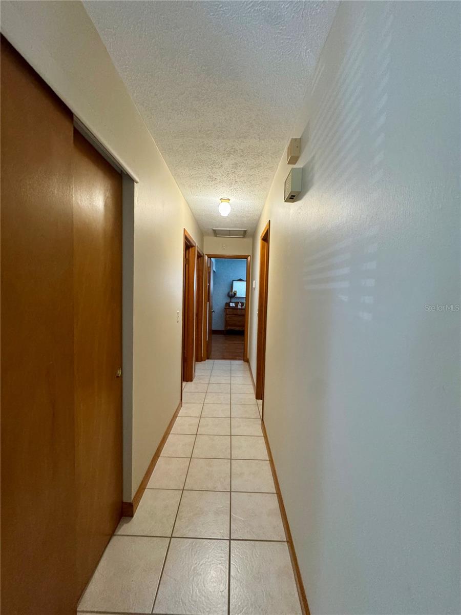 BURLINGTON HEIGHTS - Residential