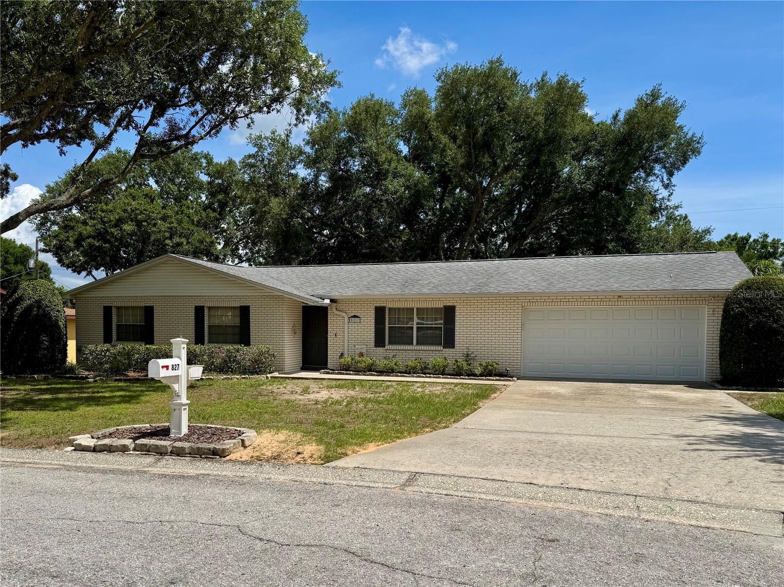 BURLINGTON HEIGHTS - Residential
