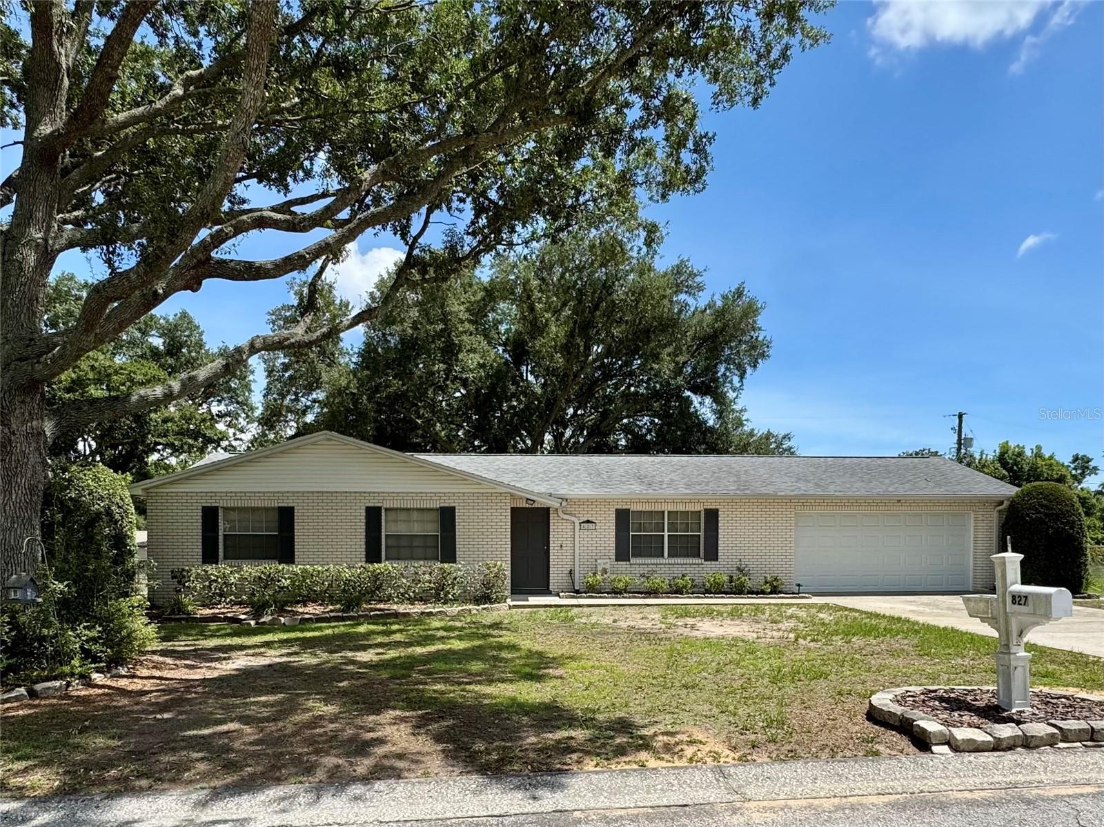 BURLINGTON HEIGHTS - Residential