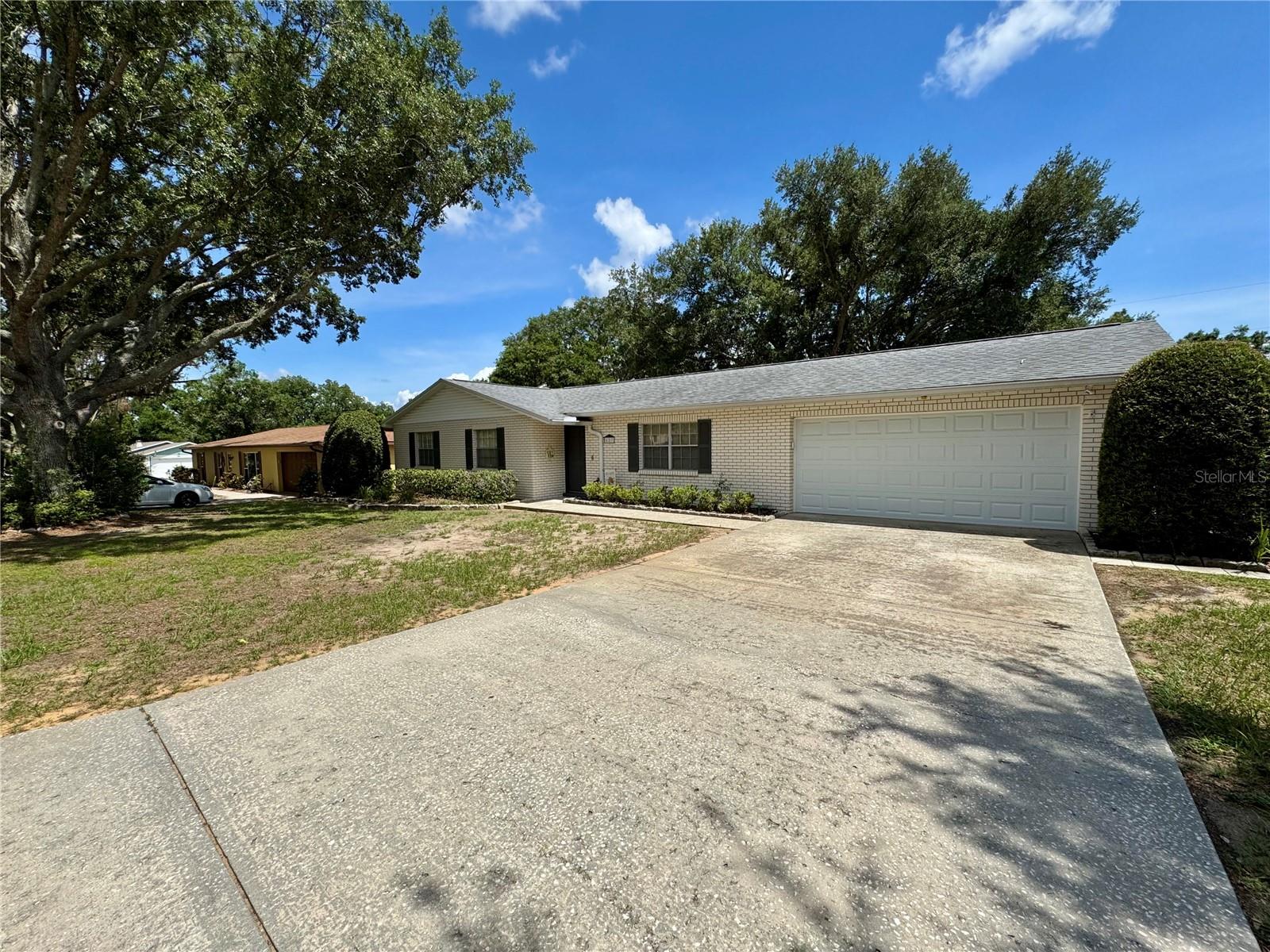 BURLINGTON HEIGHTS - Residential