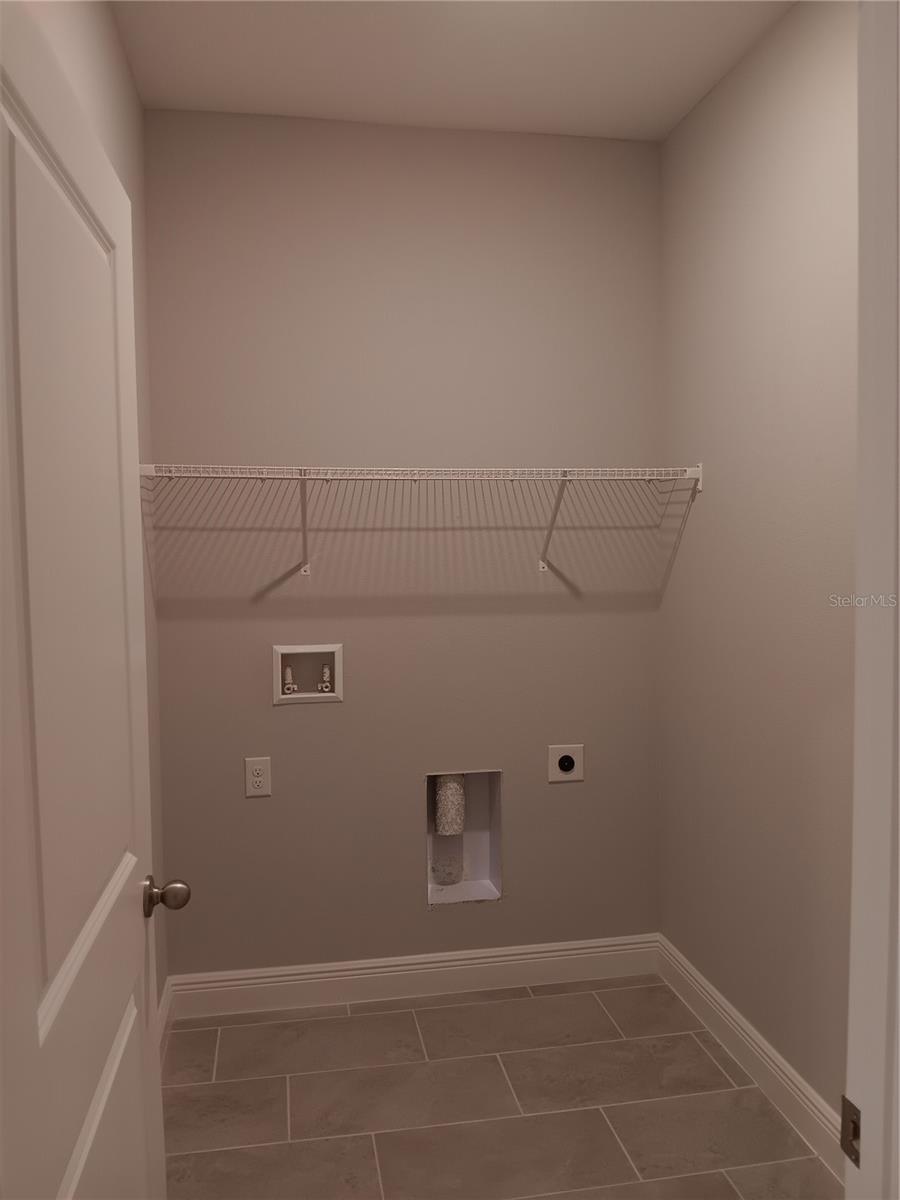 RIDGE AT HEATH BROOK - Residential Lease