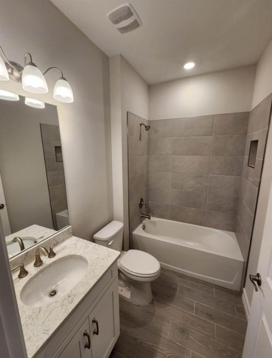 TOSCANA ISLES PH 6 UN 2 - Residential Lease