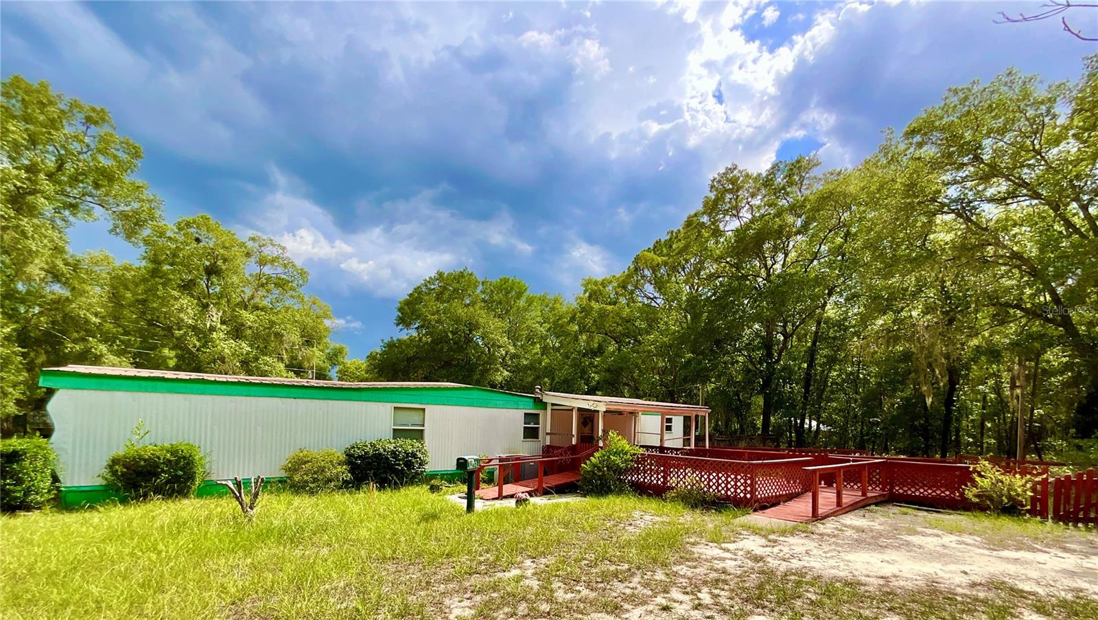 HILLCREST ON LAKE - Residential