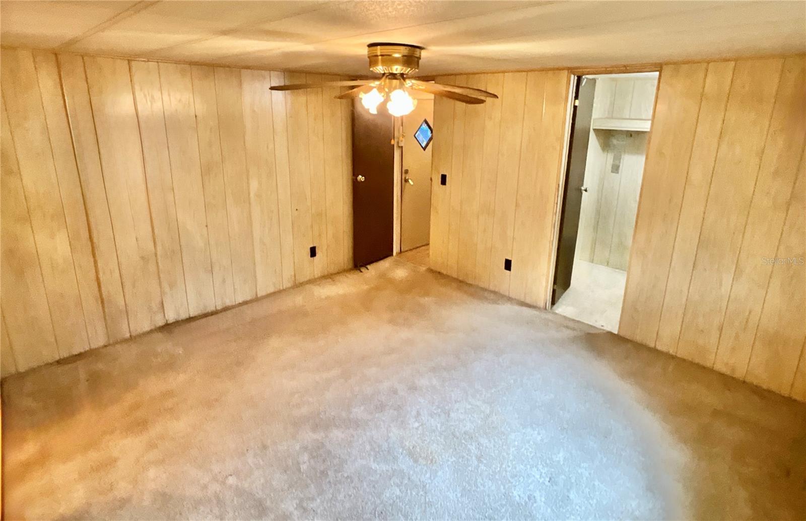 HILLCREST ON LAKE - Residential
