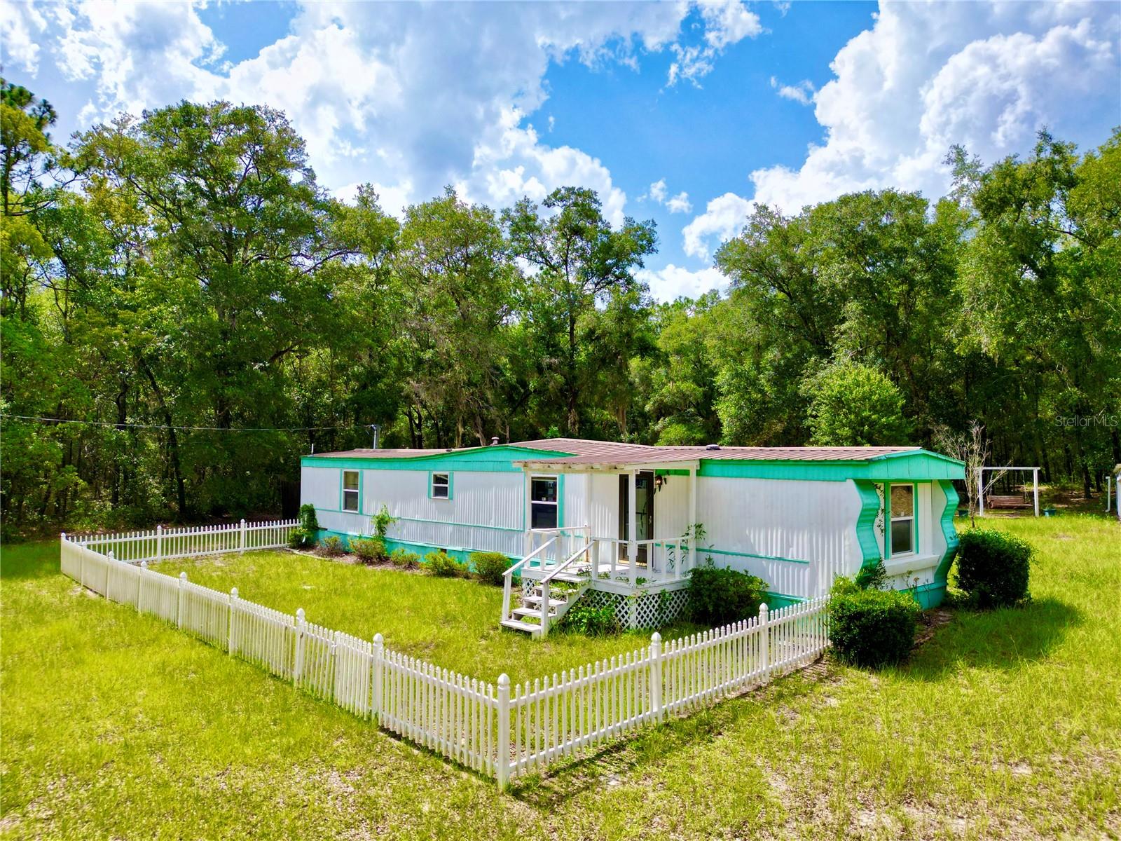 HILLCREST ON LAKE - Residential
