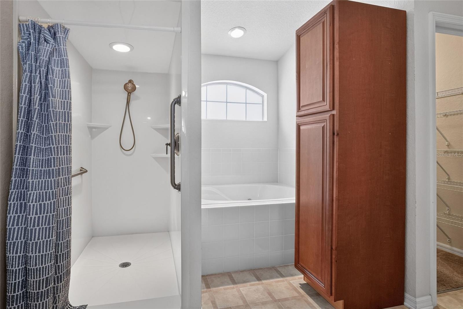 OVERLOOK RDG - Residential