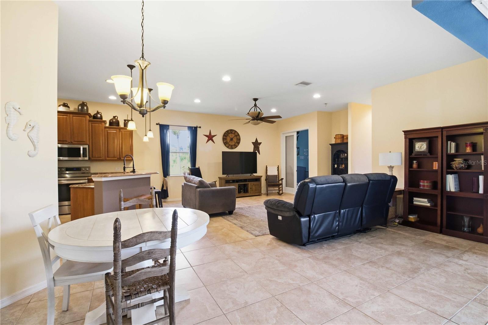 CHELSEA OAKS PH II & III - Residential