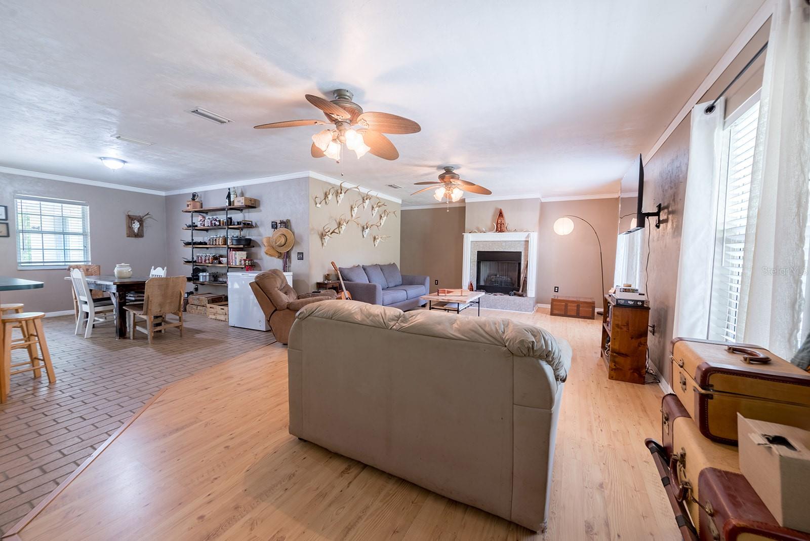 OAKRIDGE ESTATE - Residential