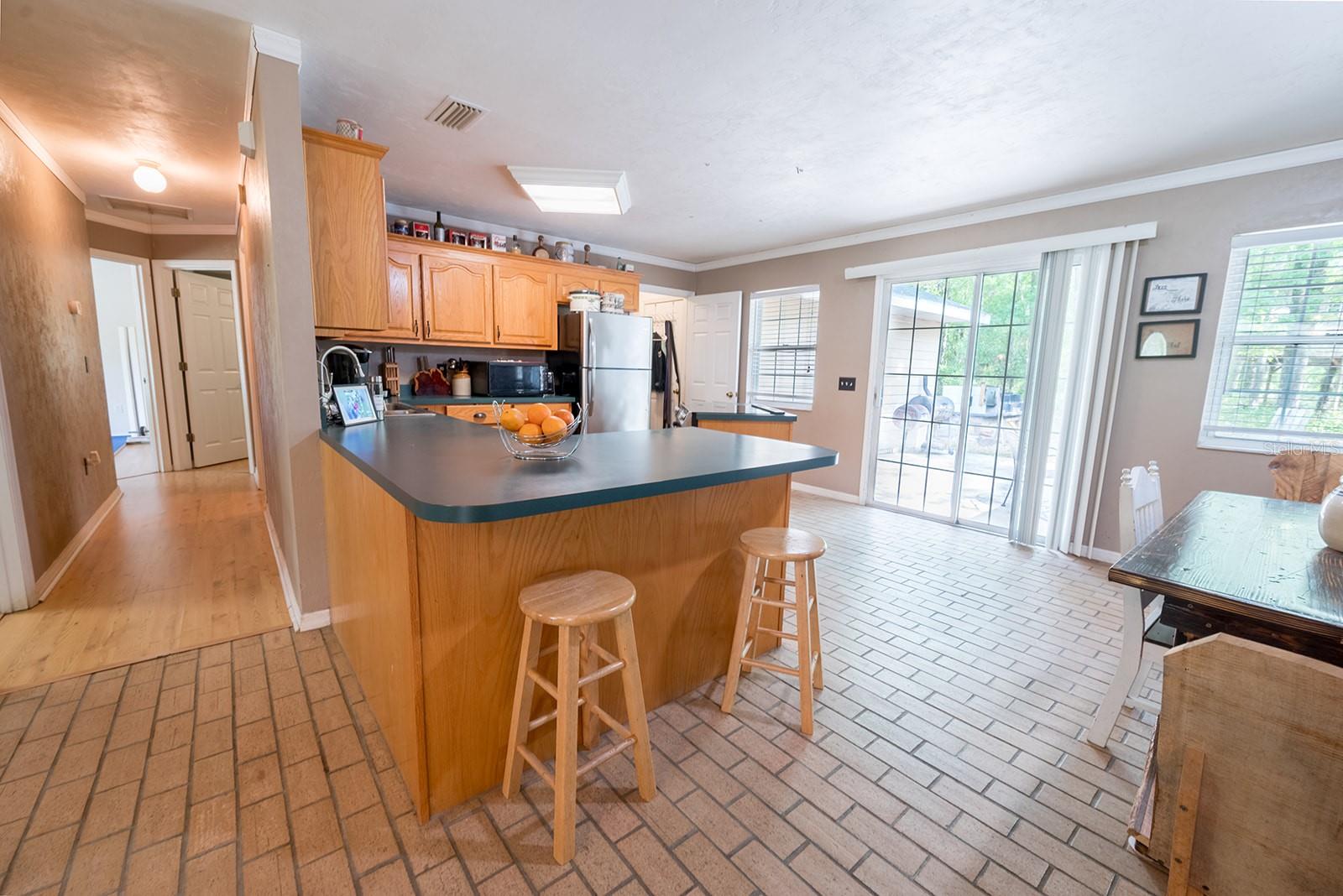 OAKRIDGE ESTATE - Residential