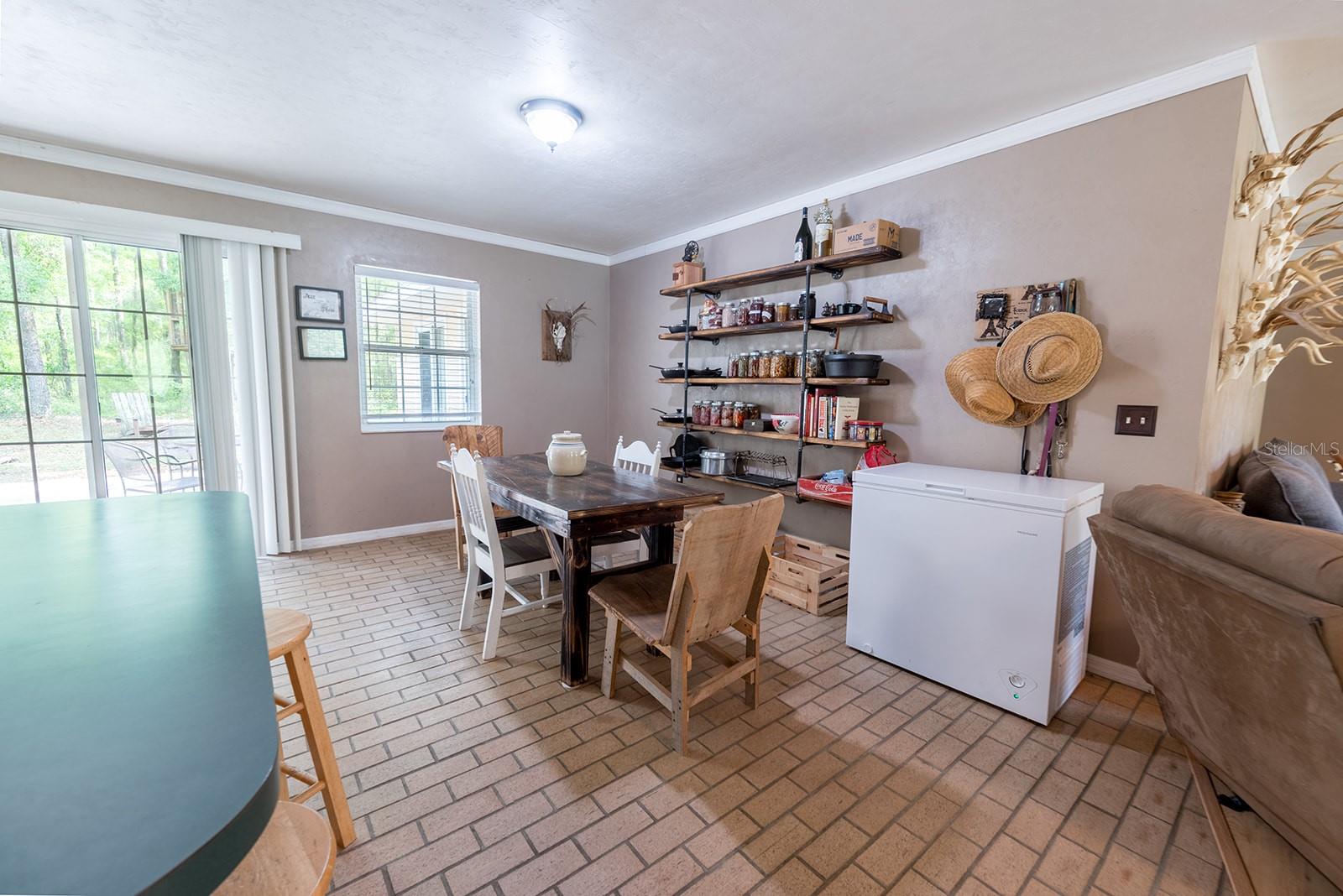 OAKRIDGE ESTATE - Residential