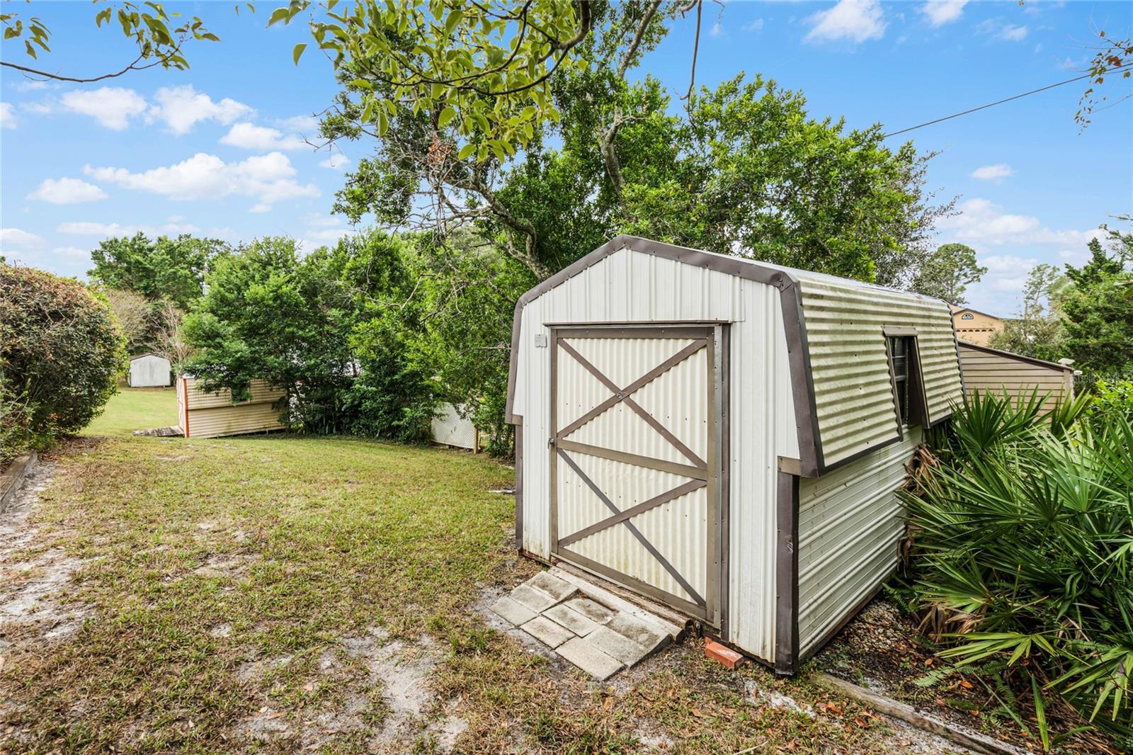 DELTONA LAKES UNIT 26 - Residential