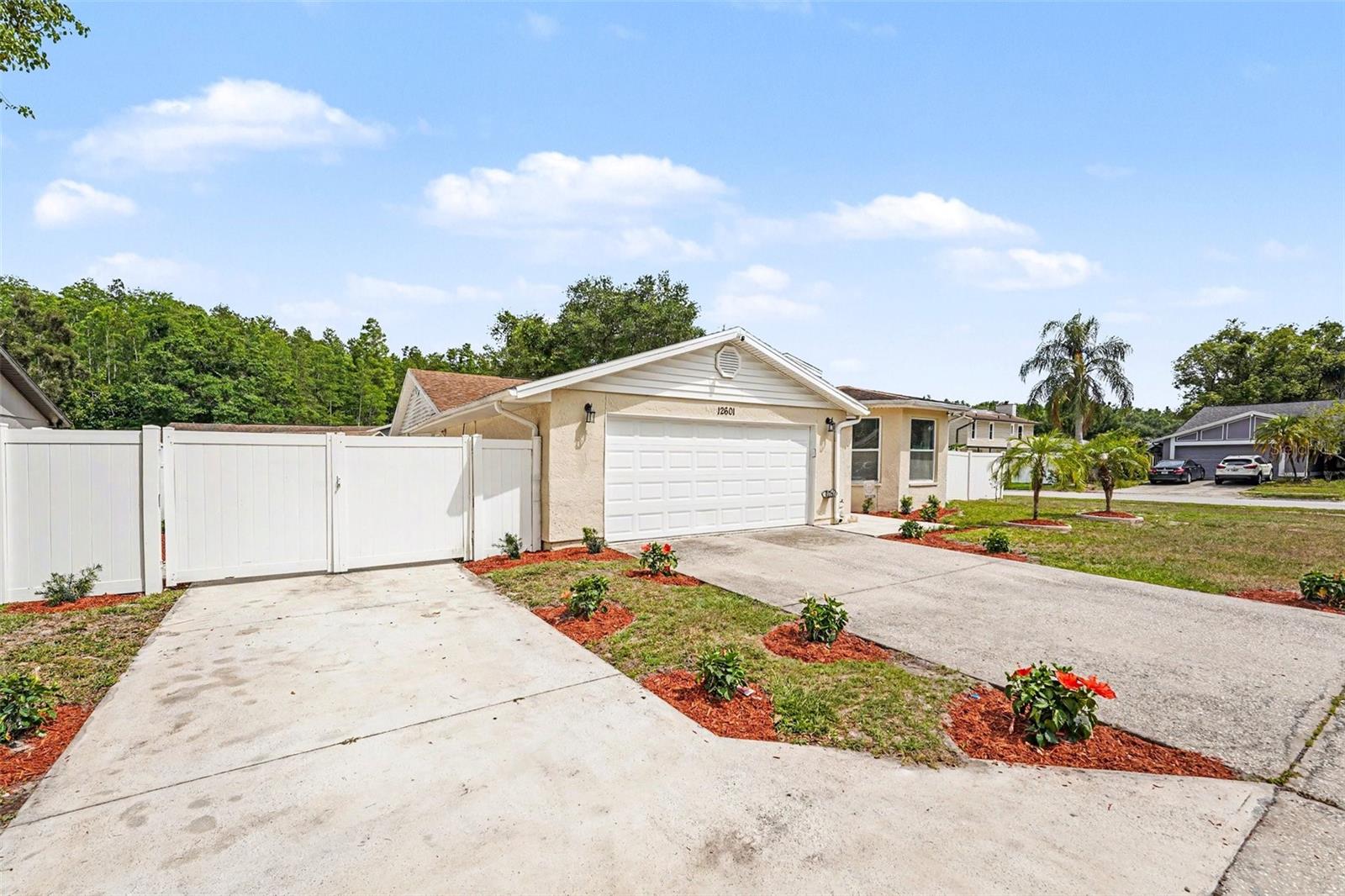 COUNTRY RUN UNIT 1 - Residential
