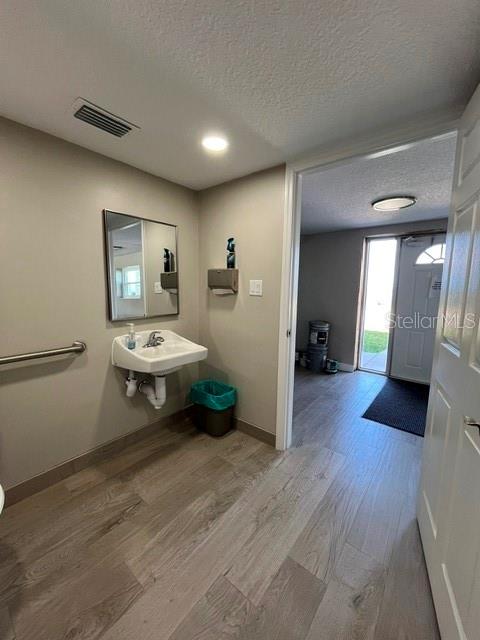 DELESPINE COURTS SEC 02 - Residential