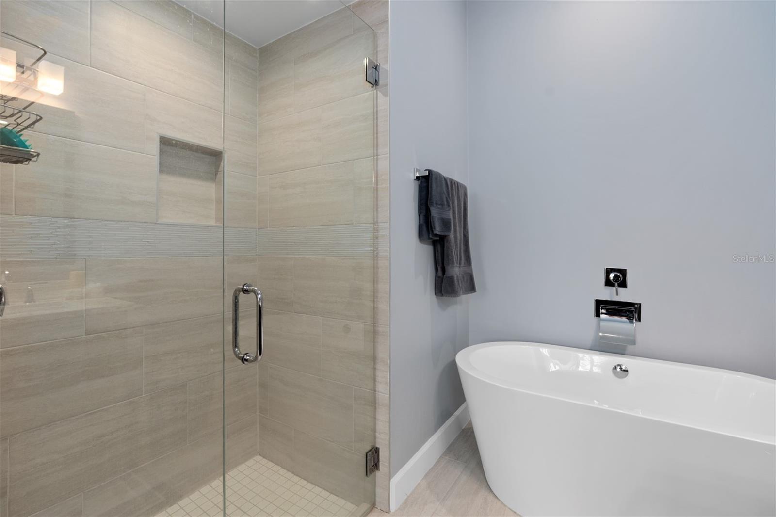 PARK PLACE/WINTER GARDEN - Residential
