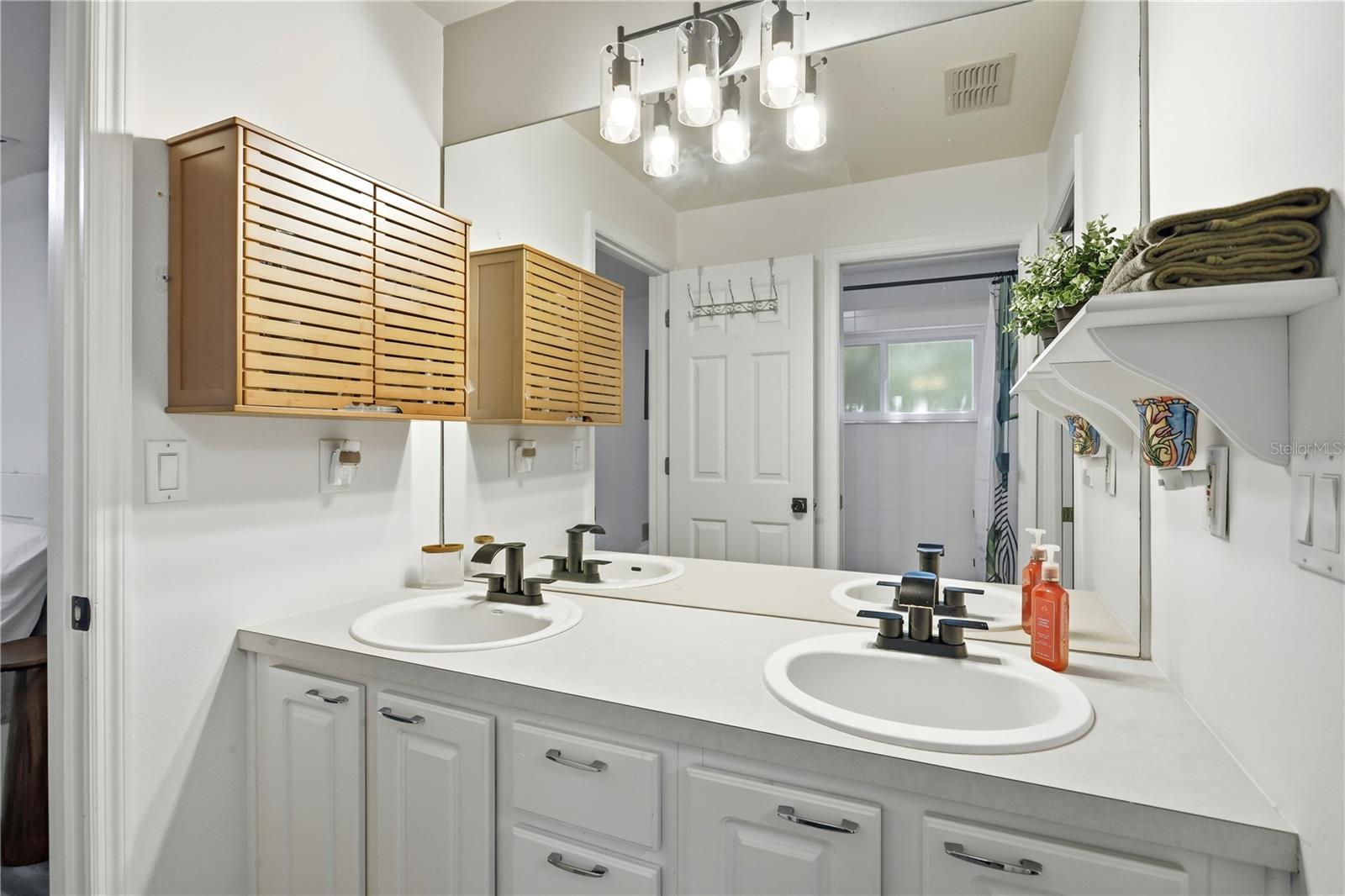 LAKE LOUISA HIGHLANDS PH 01 - Residential