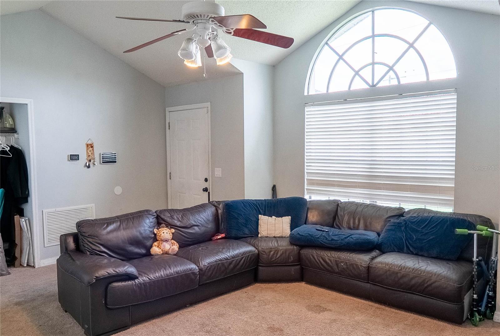 DELTONA LAKES UNIT 32 - Residential