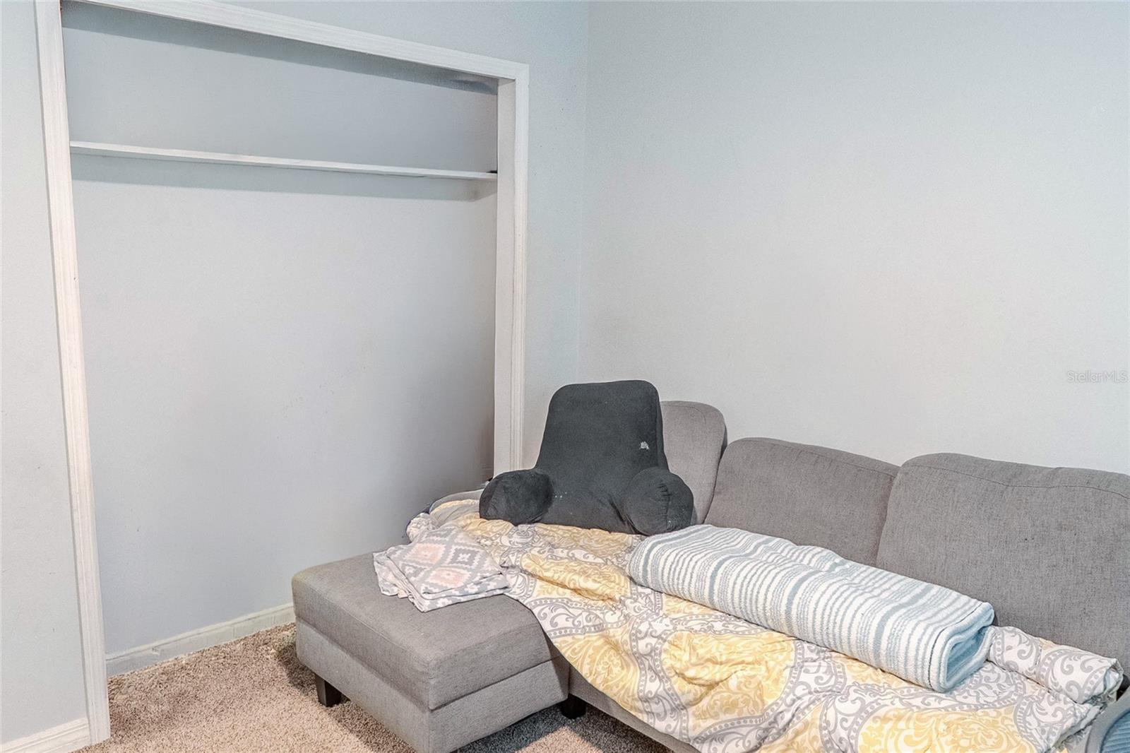 DELTONA LAKES UNIT 32 - Residential