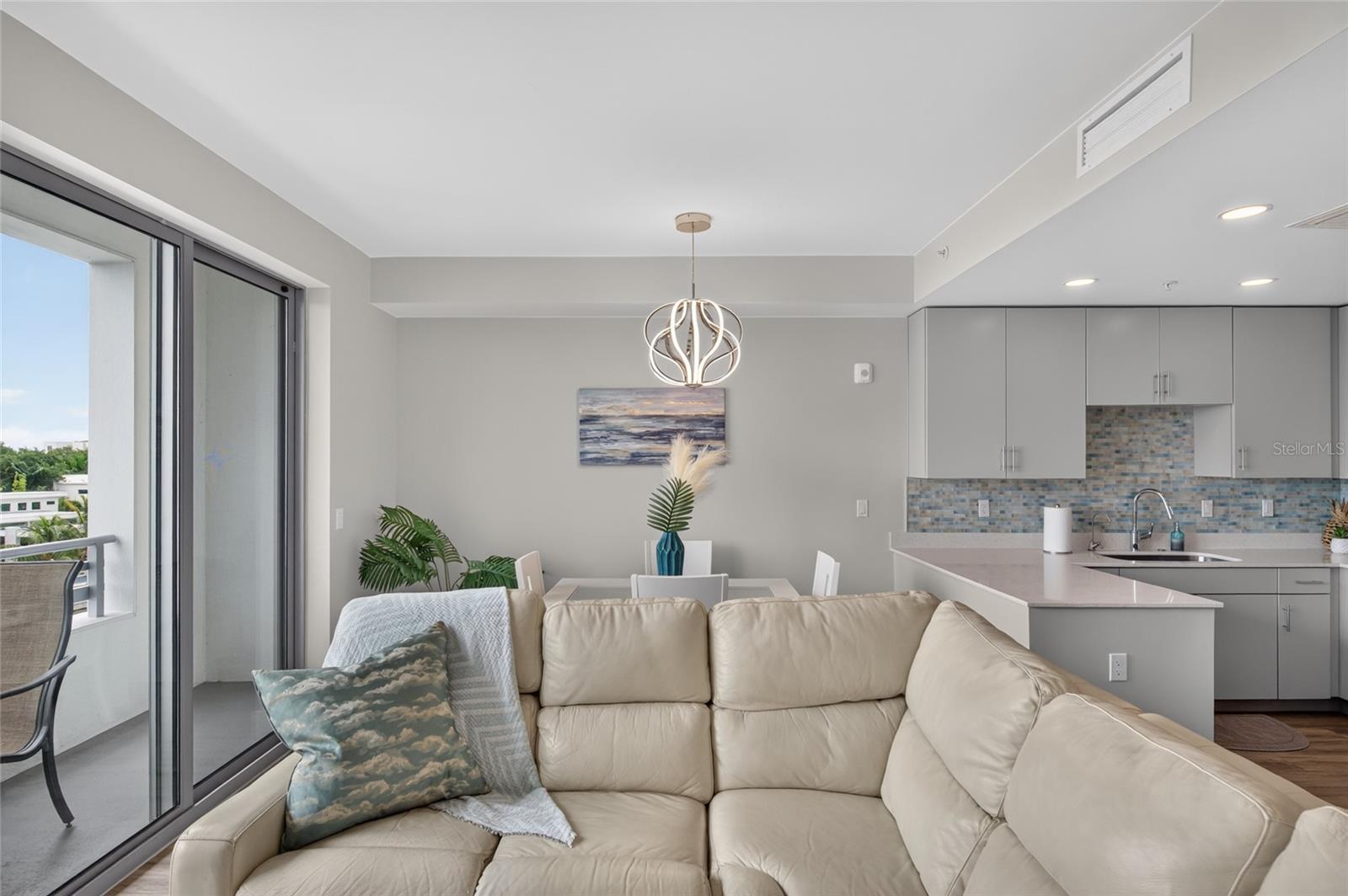 THE STRAND PF SARASOTA - Residential