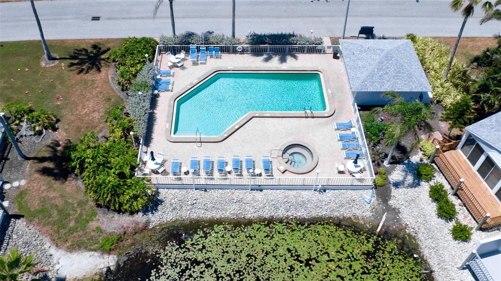SPOONBILL COURTYARD HOMES AT PERICO BAY - Residential