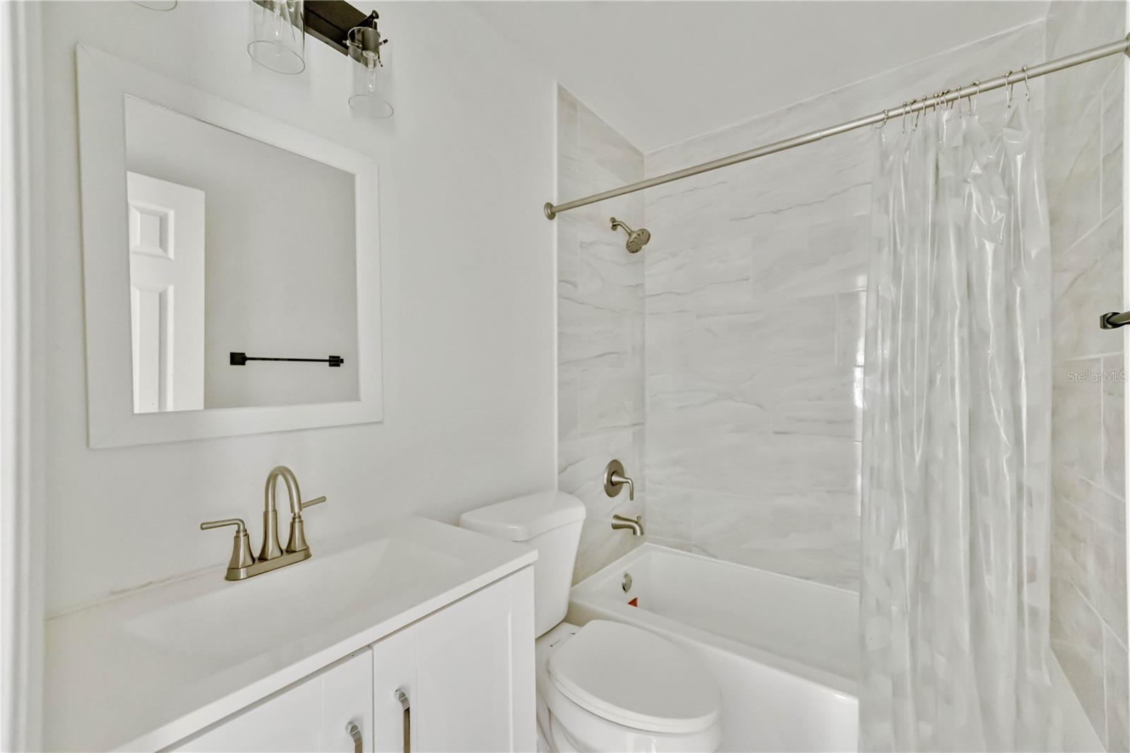 KENNEDY HILL SUB - Residential Lease