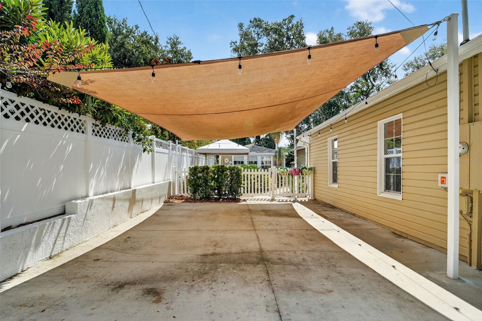 MOUNT DORA DICKERMAN SUB - Residential