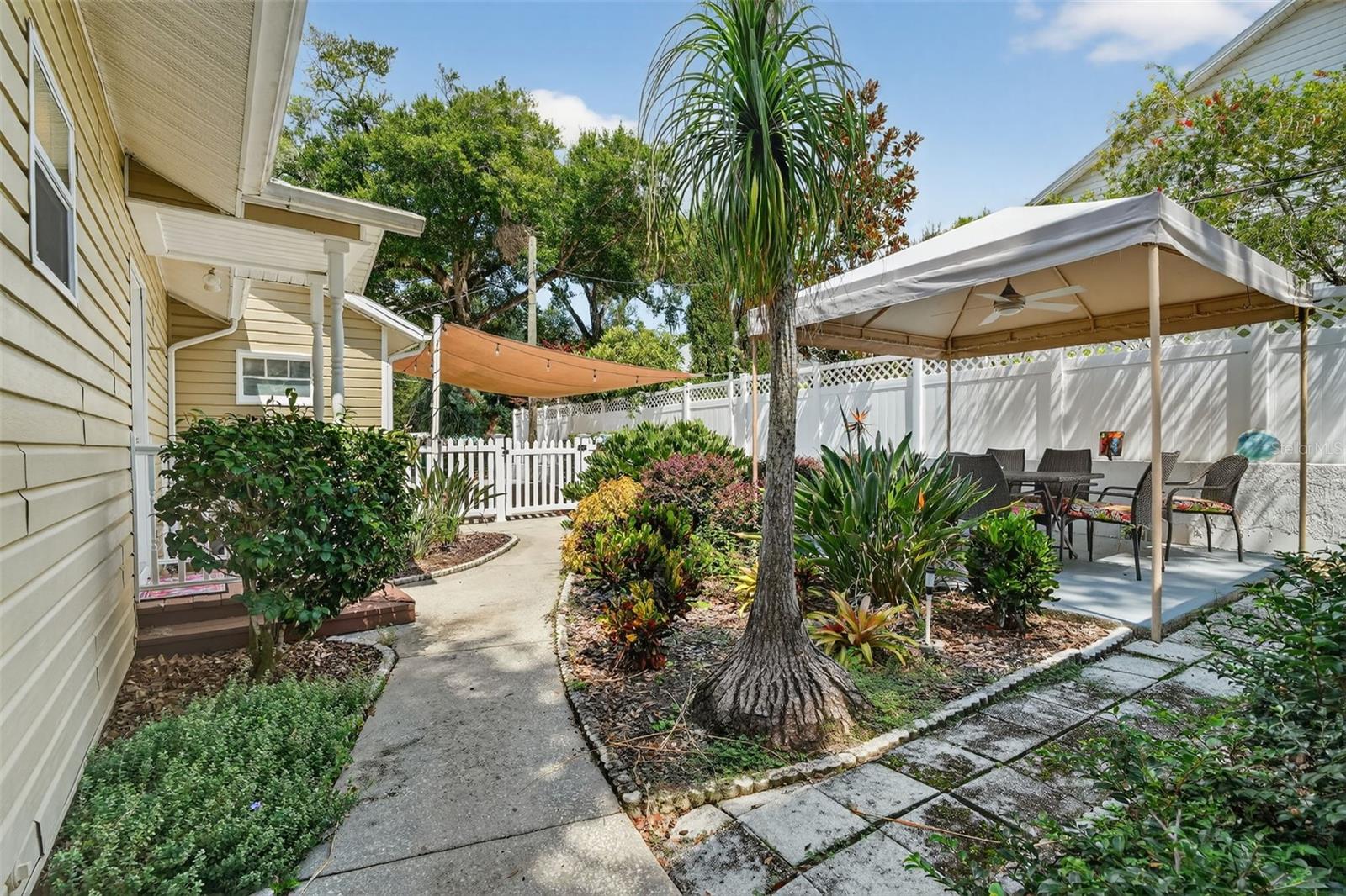 MOUNT DORA DICKERMAN SUB - Residential