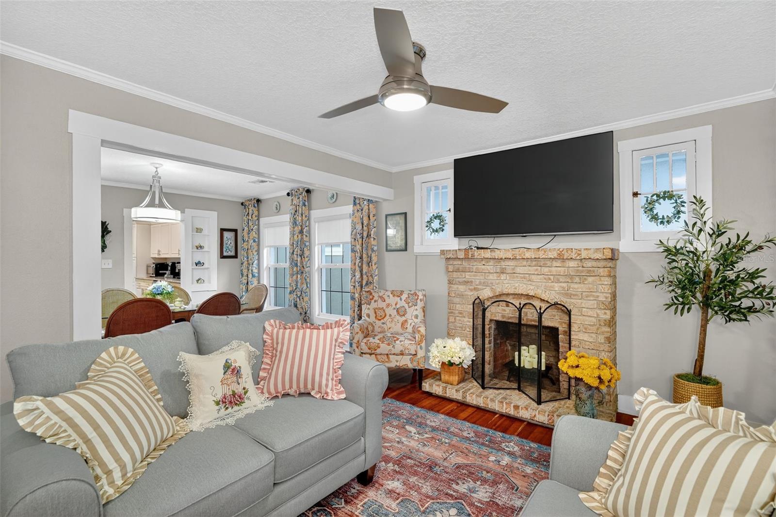 MOUNT DORA DICKERMAN SUB - Residential