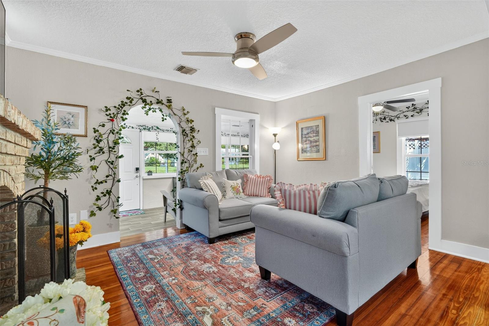 MOUNT DORA DICKERMAN SUB - Residential