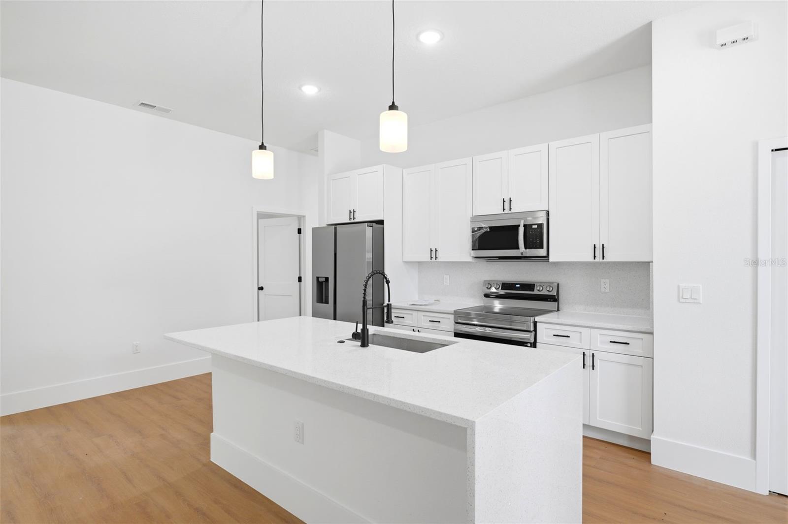 MARION OAKS UN 12 - Residential