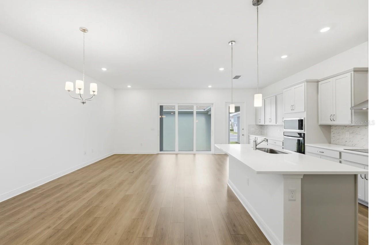 HAMLIN POINTE - Residential Lease