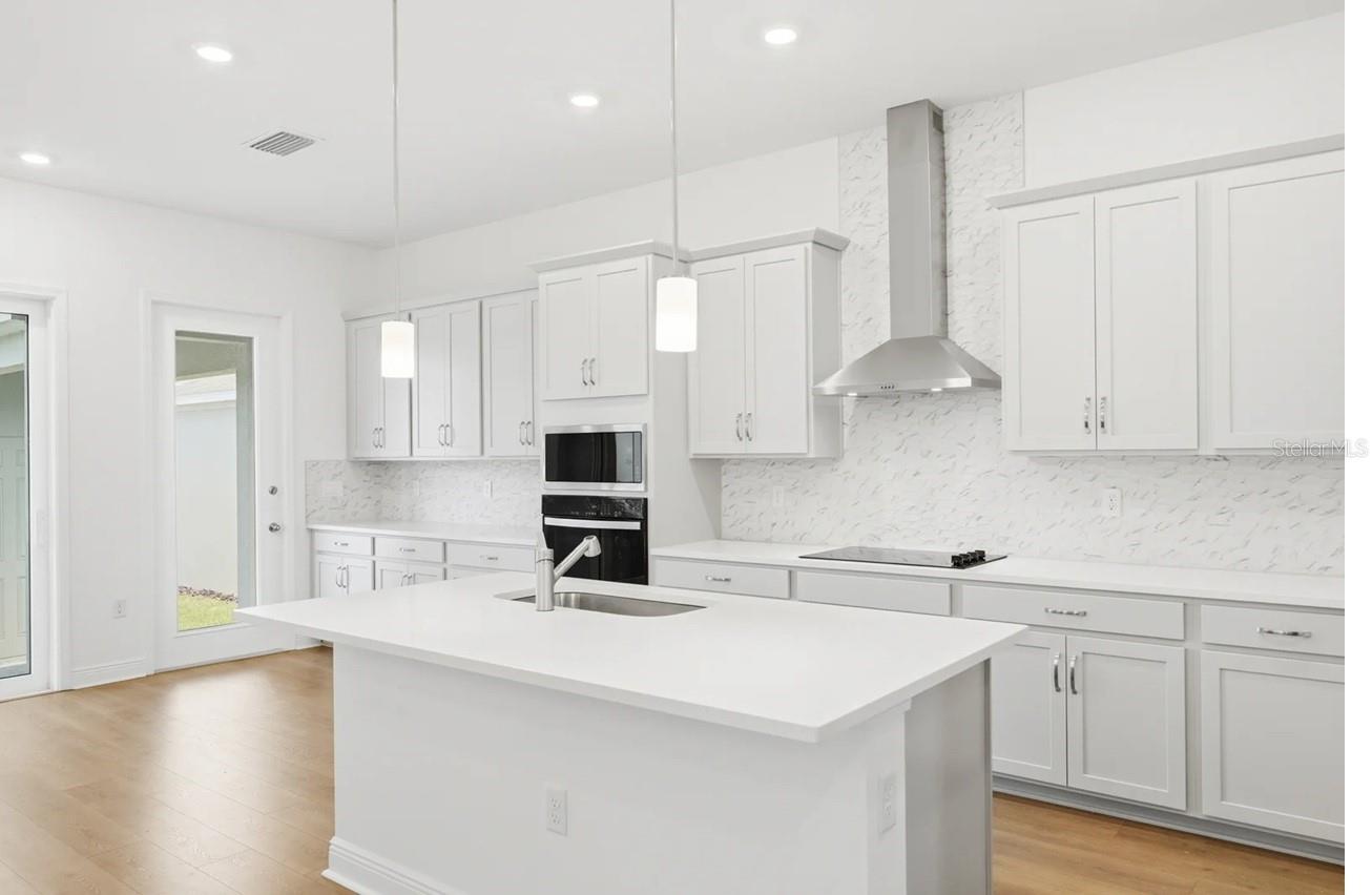 HAMLIN POINTE - Residential Lease