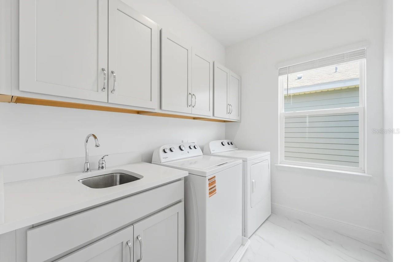 HAMLIN POINTE - Residential Lease