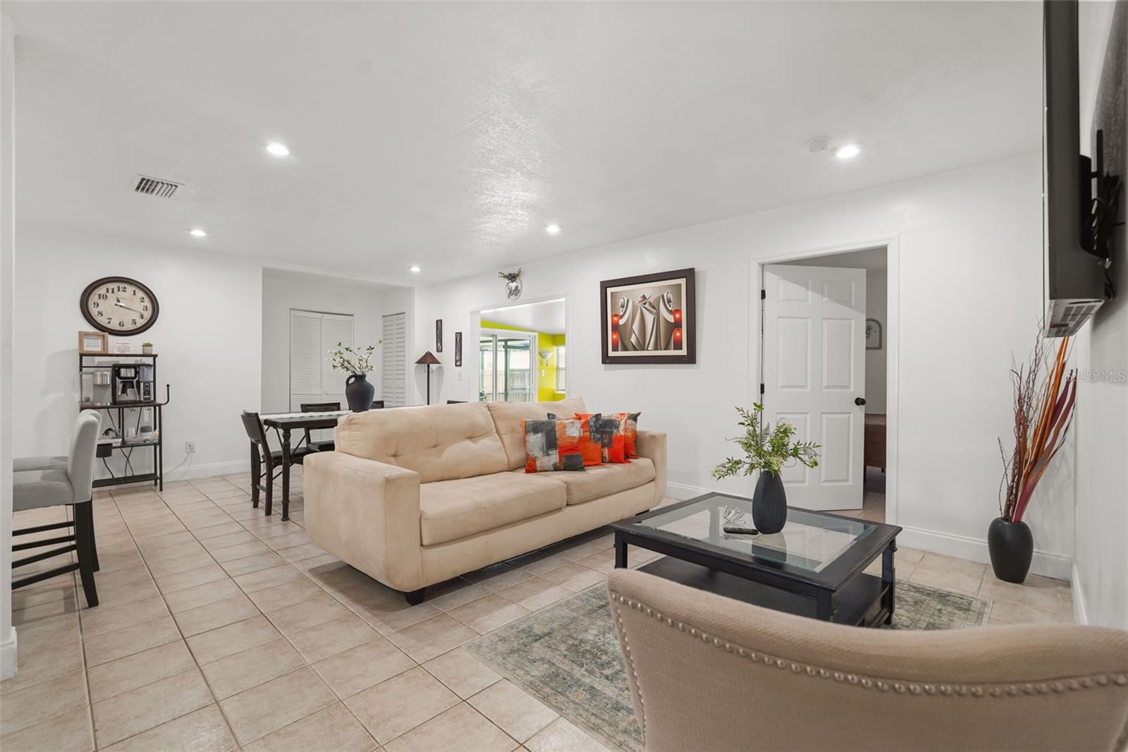 CHERUB HOMES - Residential