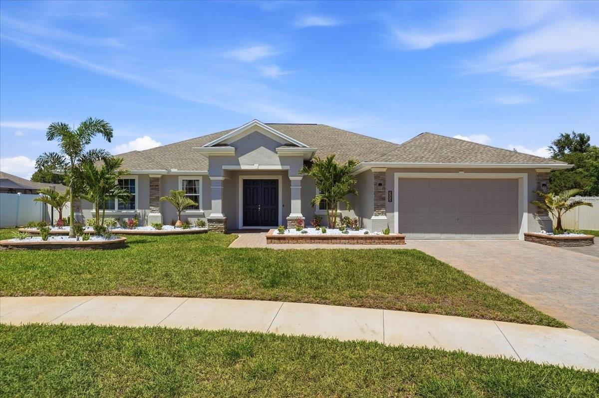 LAKE ARIANA ESTATES - Residential