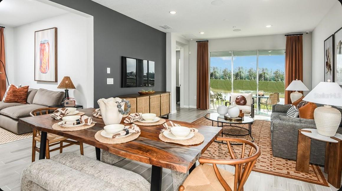 HILLCREST - Residential