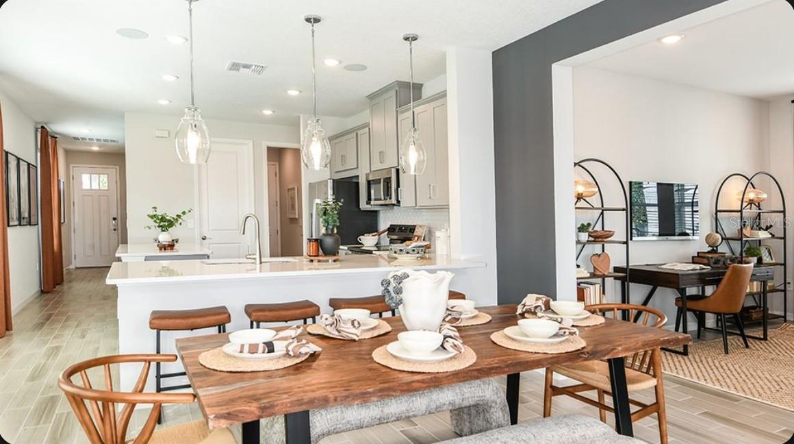 HILLCREST - Residential