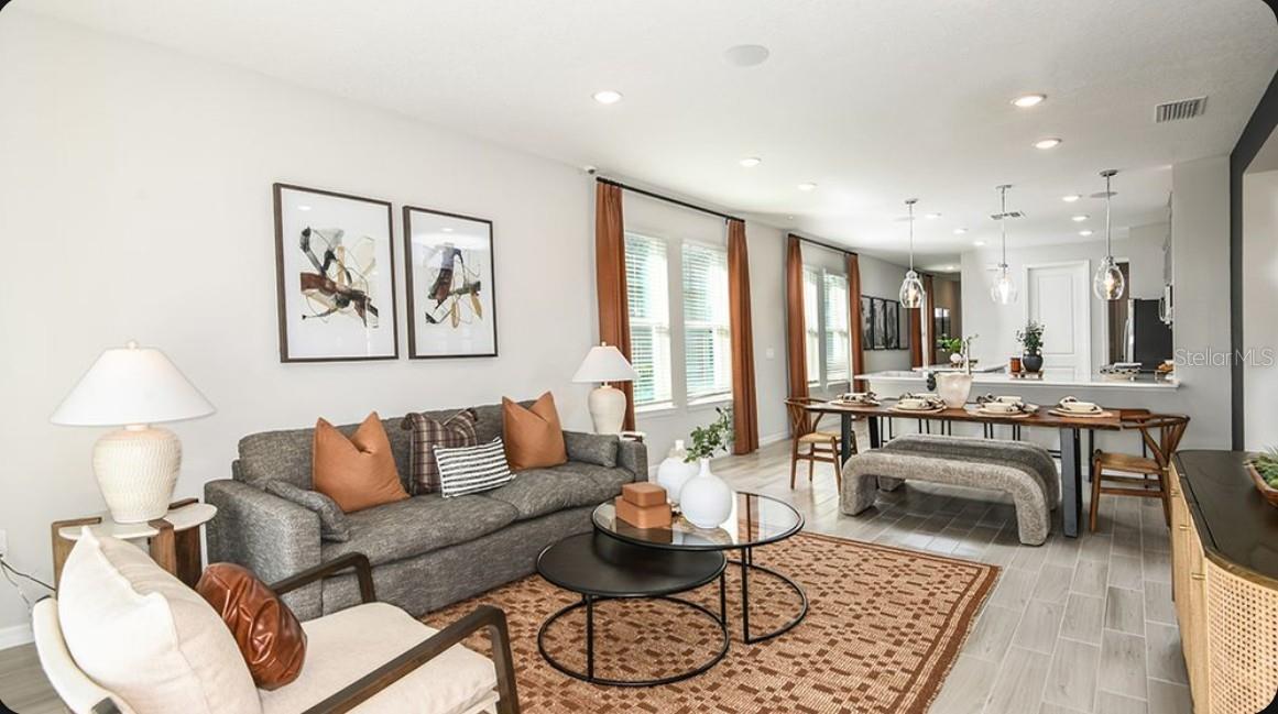 HILLCREST - Residential