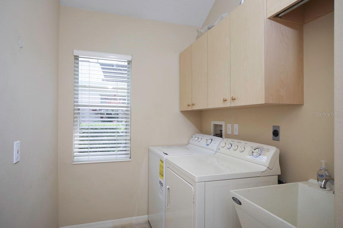 SUMMERFIELD VILLAGE SP D UN 2 - Residential Lease