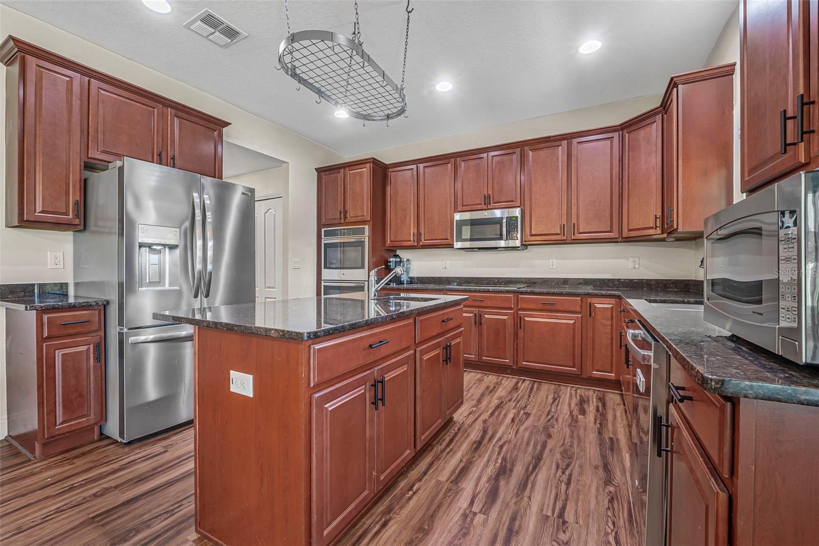 NORTH RIDGE - Residential