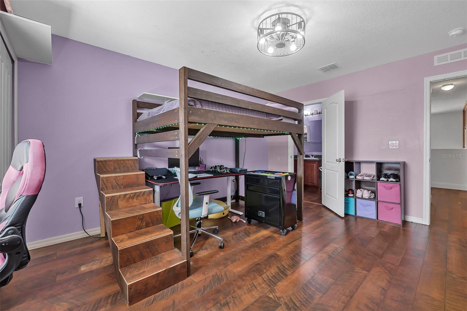 NORTH RIDGE - Residential