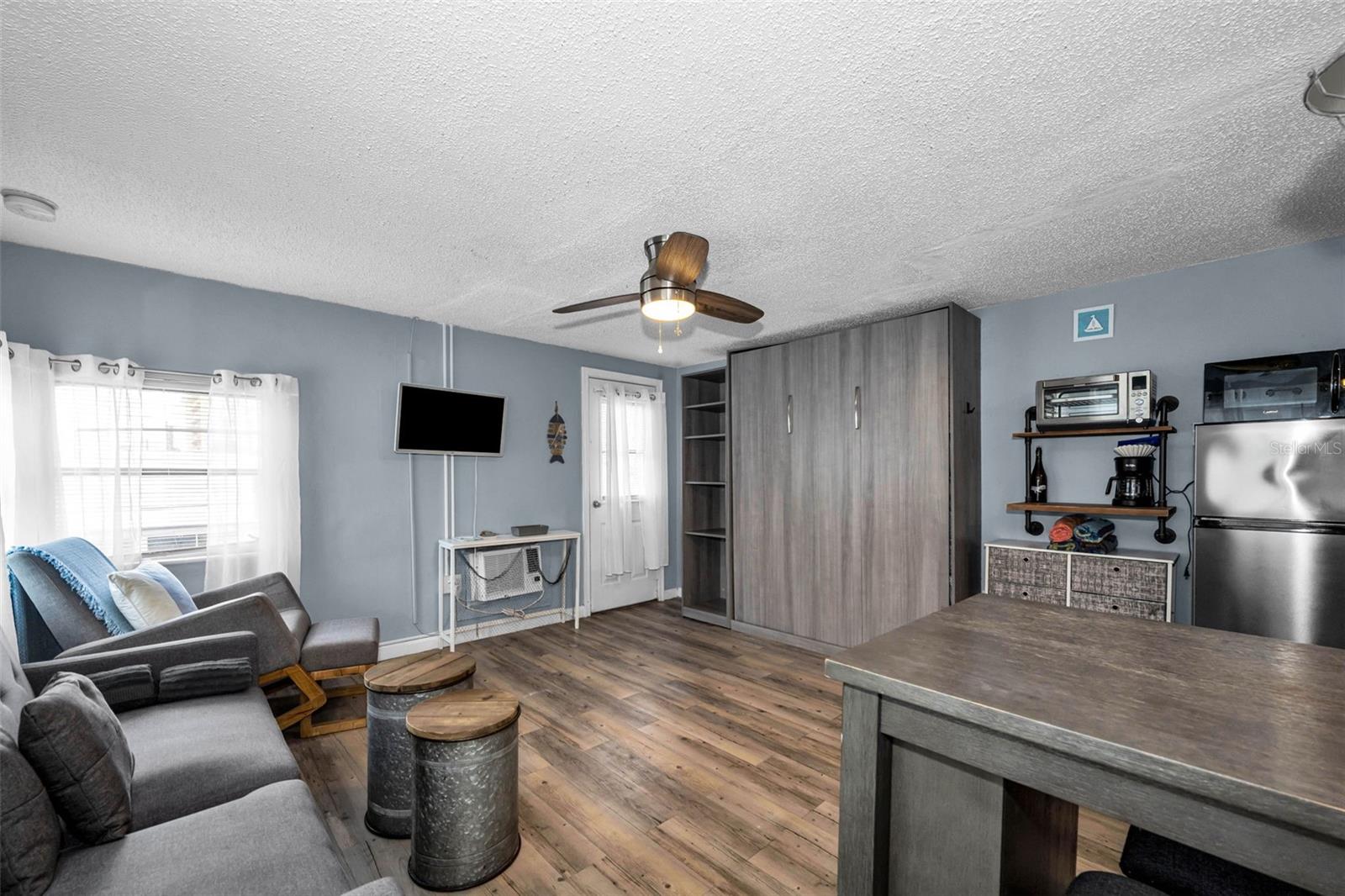 CORAL MOTEL CONDO - Residential
