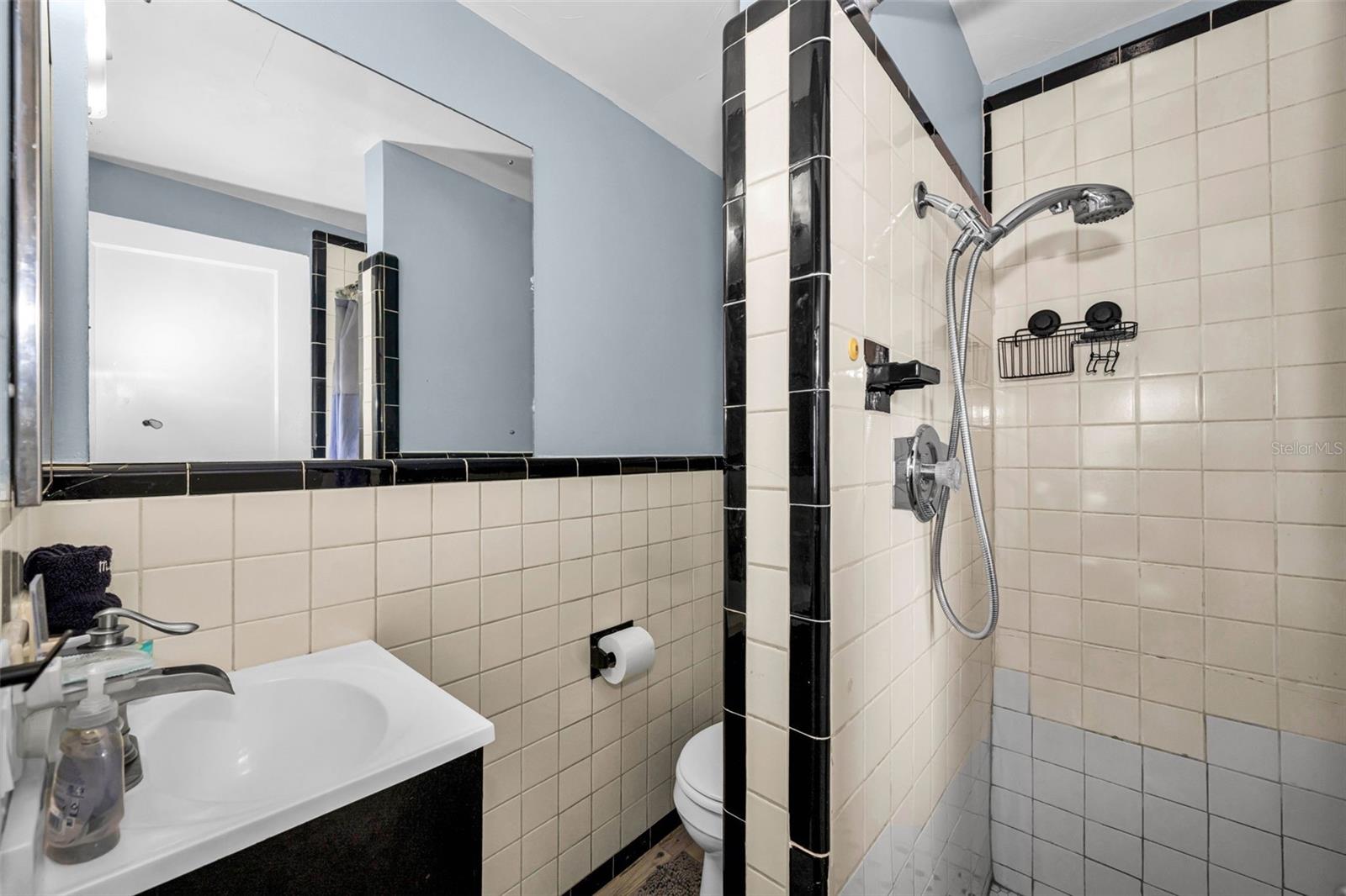 CORAL MOTEL CONDO - Residential
